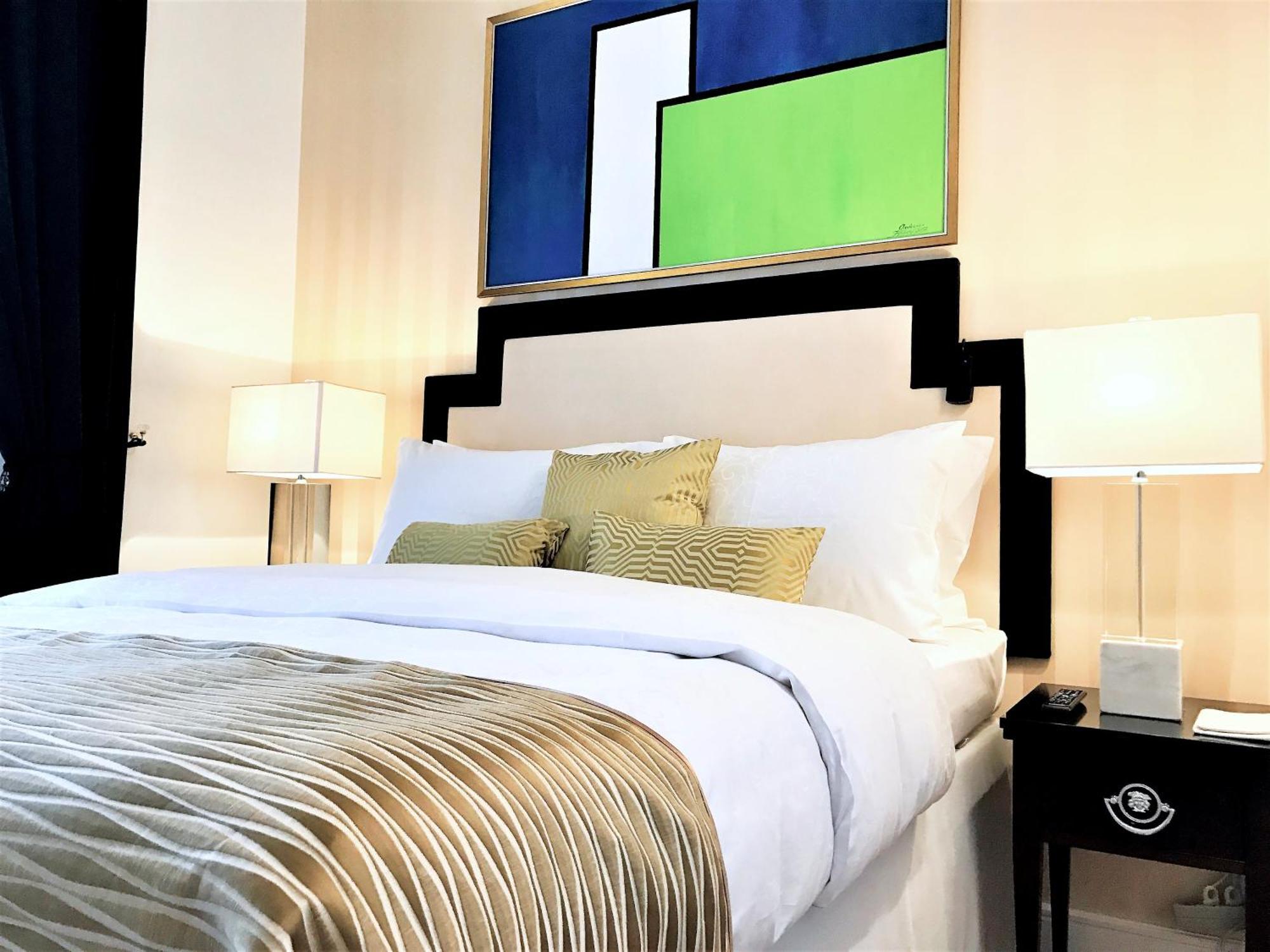 وارسو Mondrian Luxury Suites & Apartments Old Town الغرفة الصورة