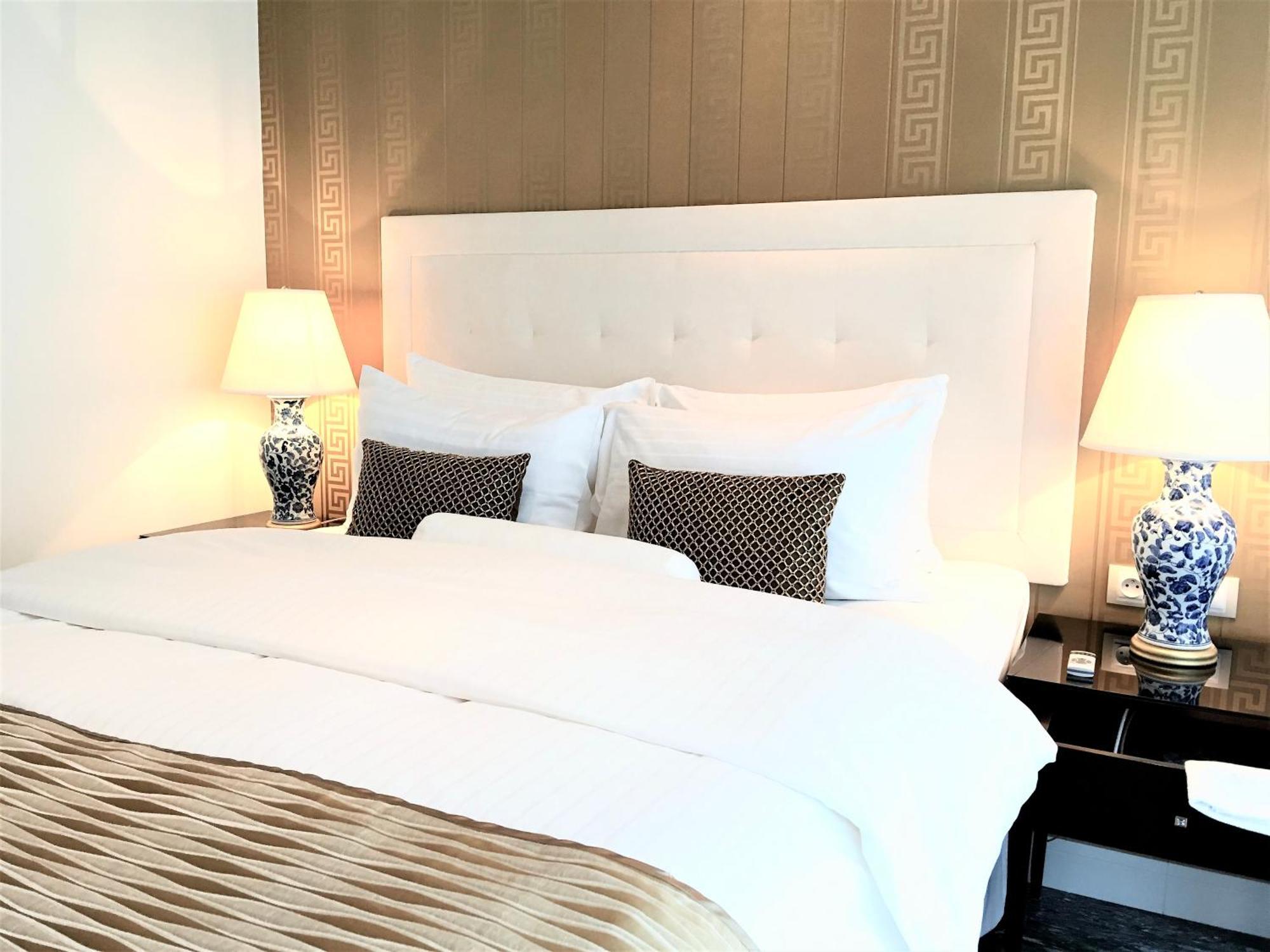 وارسو Mondrian Luxury Suites & Apartments Old Town الغرفة الصورة