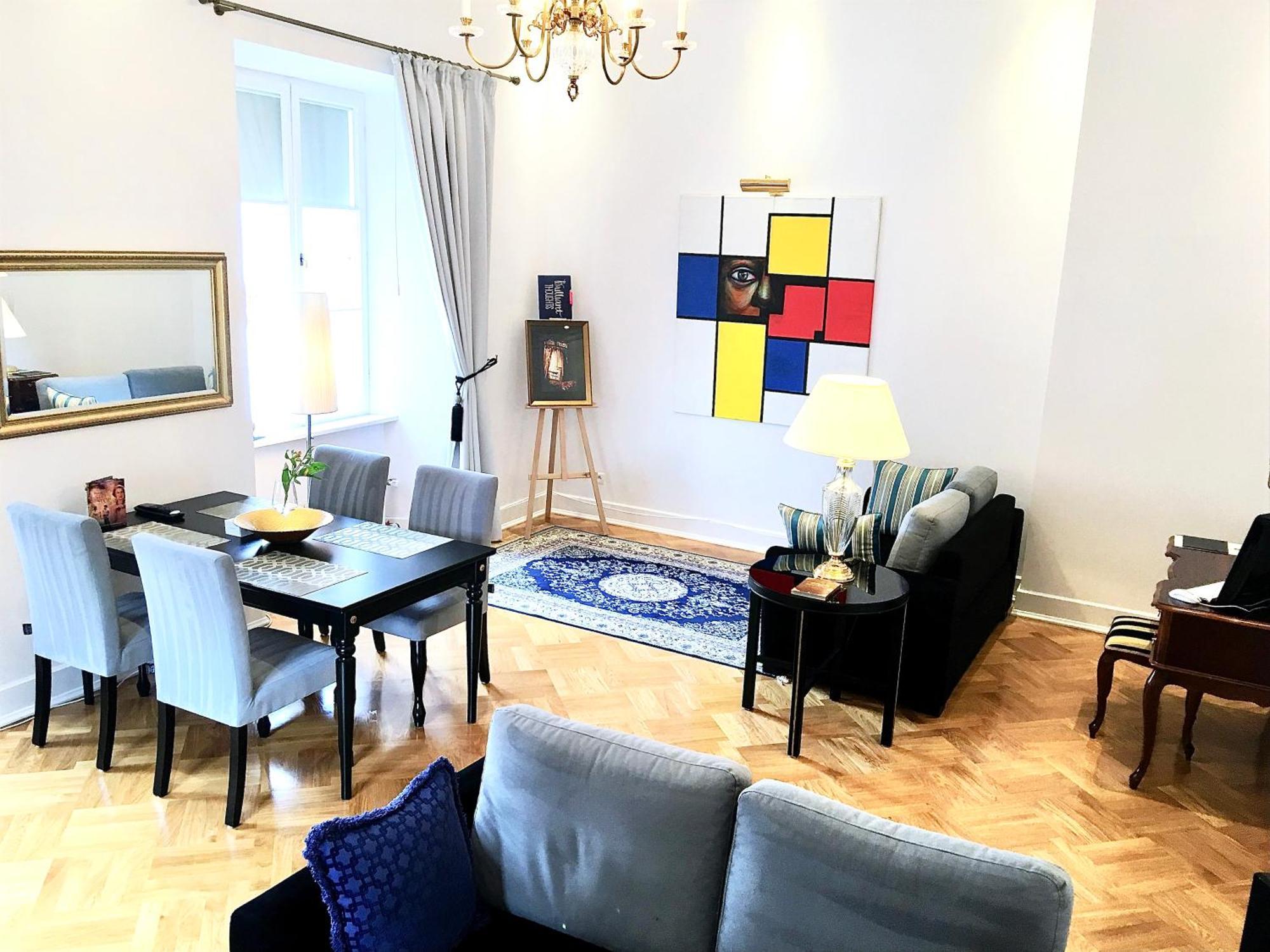 وارسو Mondrian Luxury Suites & Apartments Old Town الغرفة الصورة